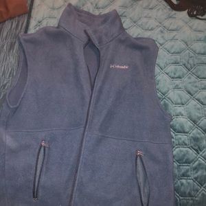 Men’s fleece Columbia Vest Size Large